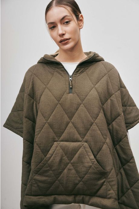 Túnica con capucha Air Knit. Milá